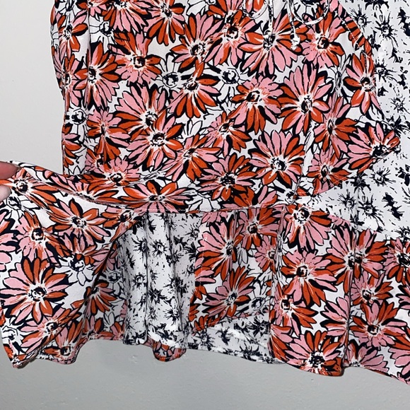 CAbi Seraphina Floral Ruffle Sleeveless Front Tie Top - Picture 5 of 8